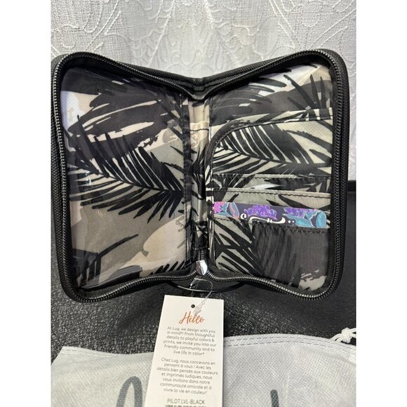 Lug Pilot Passport Wallet NWT Matte Luxe VL Black - Picture 2 of 2